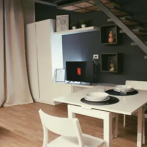 Appartamento Yr - Studi, Milano