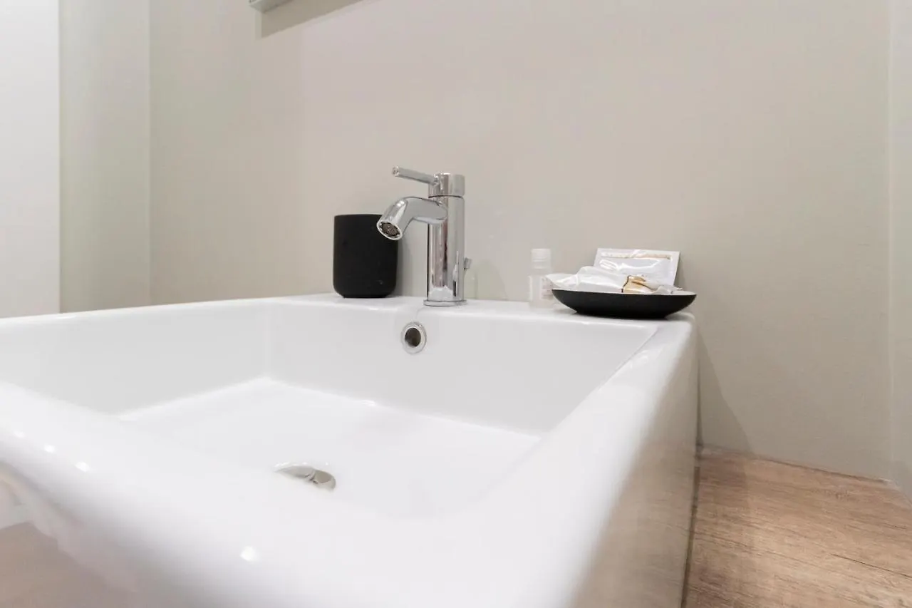 Via Torino Apartment 3 ミラノ